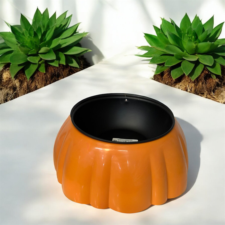 Plastic Pet Feeding Bowl with Stainless Steel Liner – Flower Shape