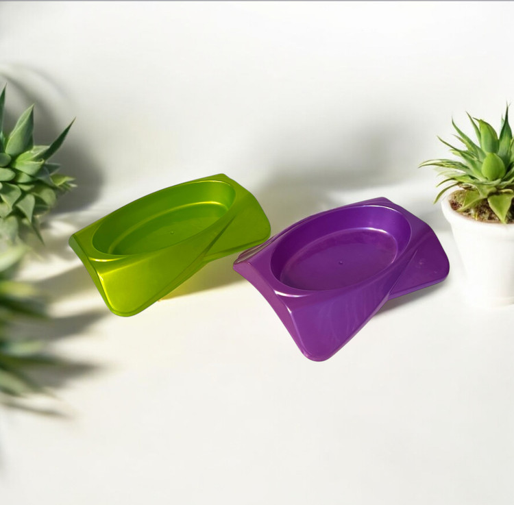 Oval Plastic Pet Feeding Bowl
