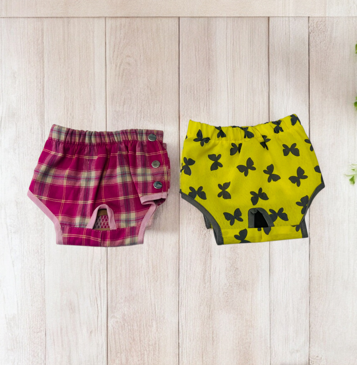 Adjustable Cotton Buttoned Panties for Female dogs