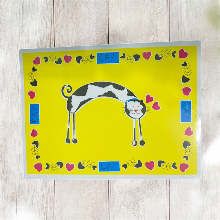 Non-Slip Plastic Pet Food and Water Mat