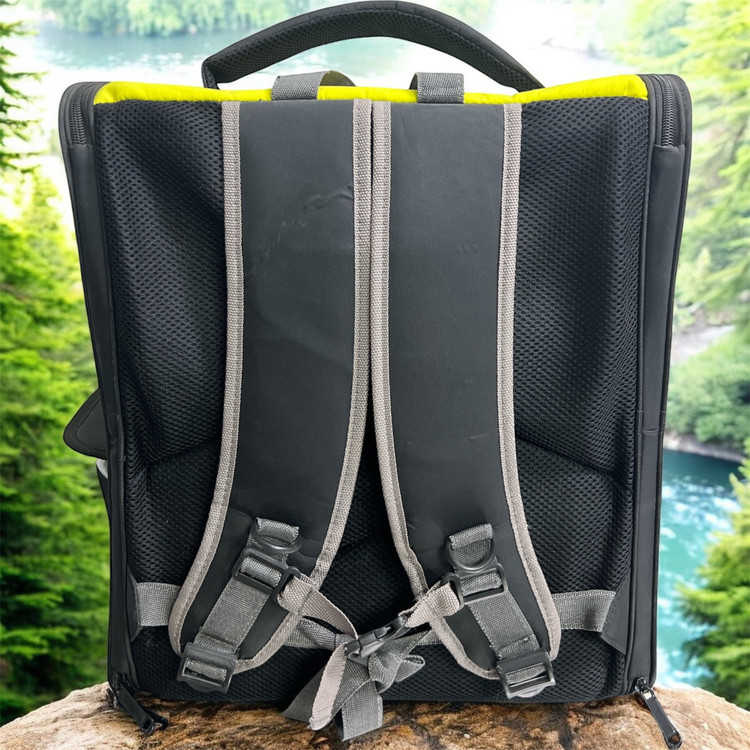 Professional Ventilated Travel Pet Backpack (Small Cats & Dogs)